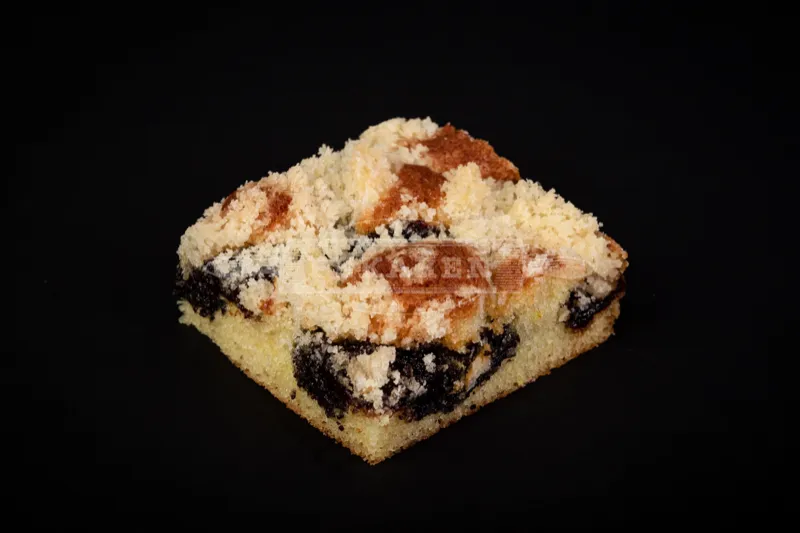Koláč mak-slivka s posýpkou